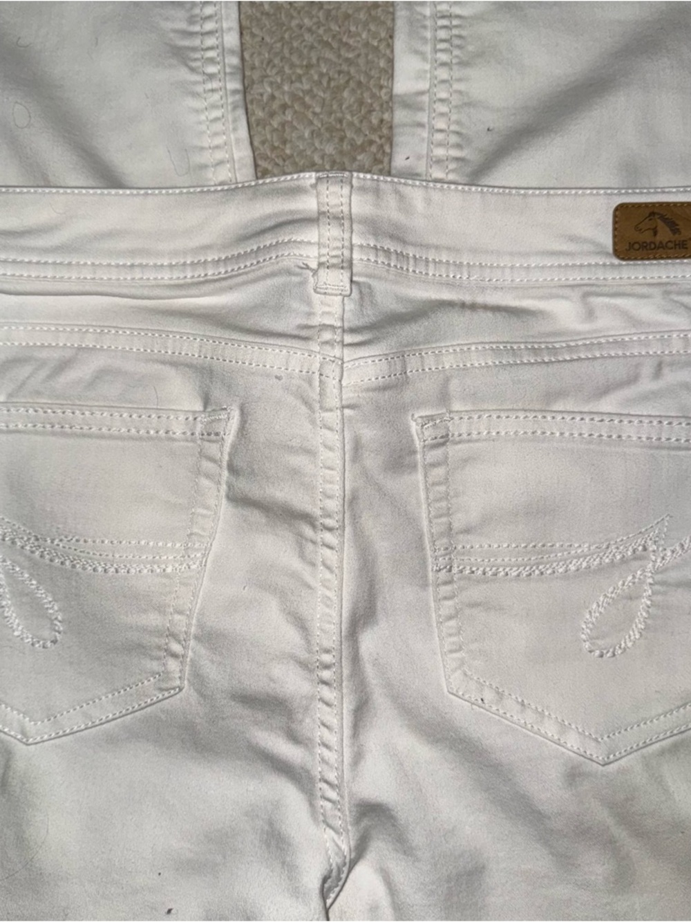White Jordache Extra Stretch Skinny Jeans, Sz 8 - Picture 5 of 10